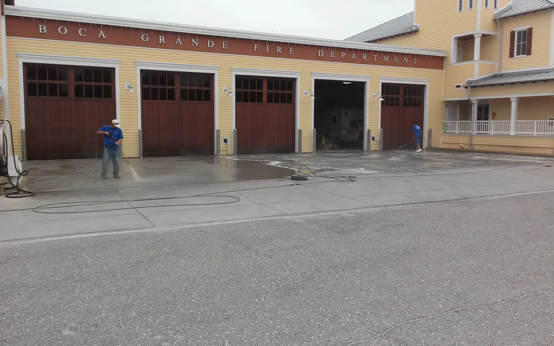 commercial building washing | A-1 Pressure Washing & Roof Cleaning