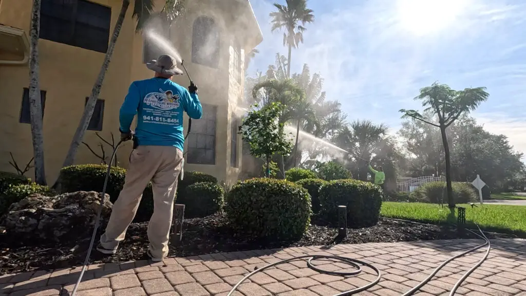 Husband & wife pressure washing team in Port Charlotte FL